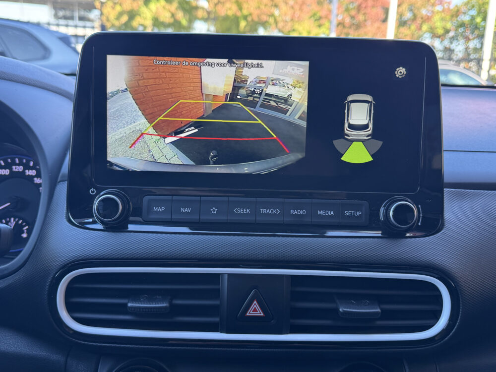 Hyundai KONA 1.6 GDI HEV Premium // TREKHAAK! // KRELL PREMIUM AUDIO // NAVI // CAMERA // CRUISE // 10