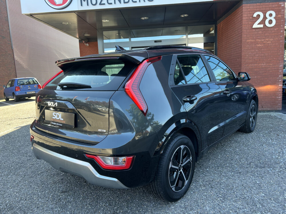 Kia Niro 1.6 GDi Hybrid DynamicLine // DEALER ONDERHOUDEN // ELEK. STOEL // KEYLESS // NAVI + CARPLAY // STOEL + STUURWIELVERWARMING // P 2