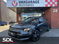 Kia Niro 1.6 GDi Hybrid DynamicLine // DEALER ONDERHOUDEN // ELEK. STOEL // KEYLESS // NAVI + CARPLAY // STOEL + STUURWIELVERWARMING // P 37