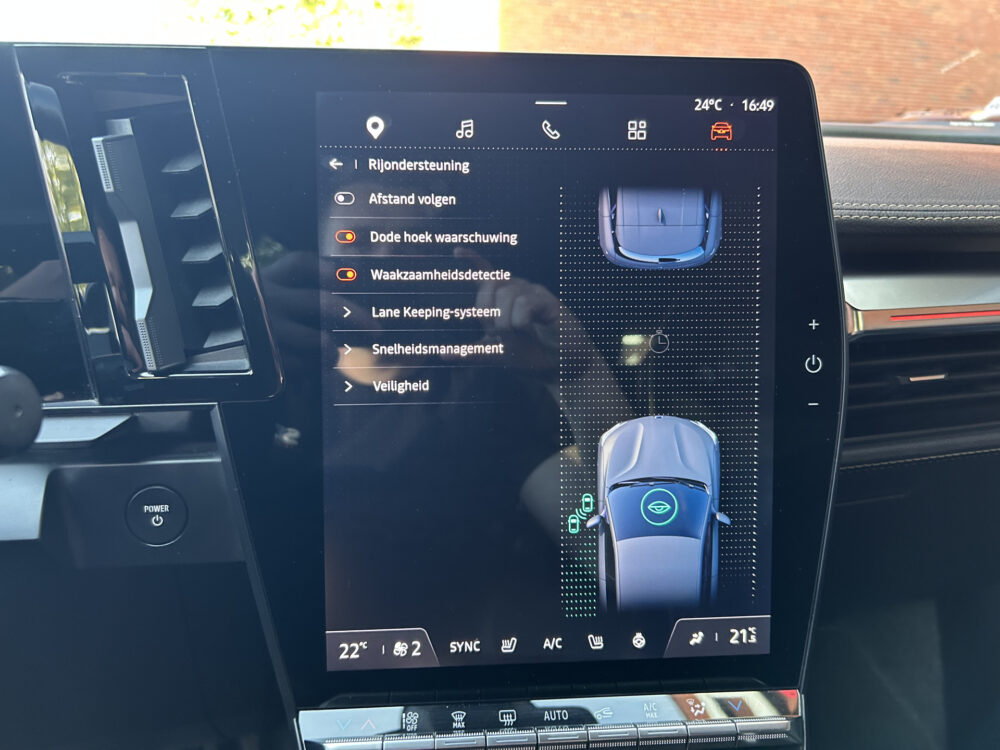 Renault Mégane E-Tech EV60 Optimum Charge Iconic SOH 93,4% // SNEL LADEN // FULL LED // HARMAN/KARDON AUDIO // NAVI + CARPLAY // LEDER // GROOT 21