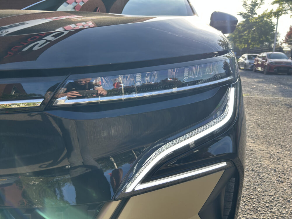 Renault Mégane E-Tech EV60 Optimum Charge Iconic SOH 93,4% // SNEL LADEN // FULL LED // HARMAN/KARDON AUDIO // NAVI + CARPLAY // LEDER // GROOT 29