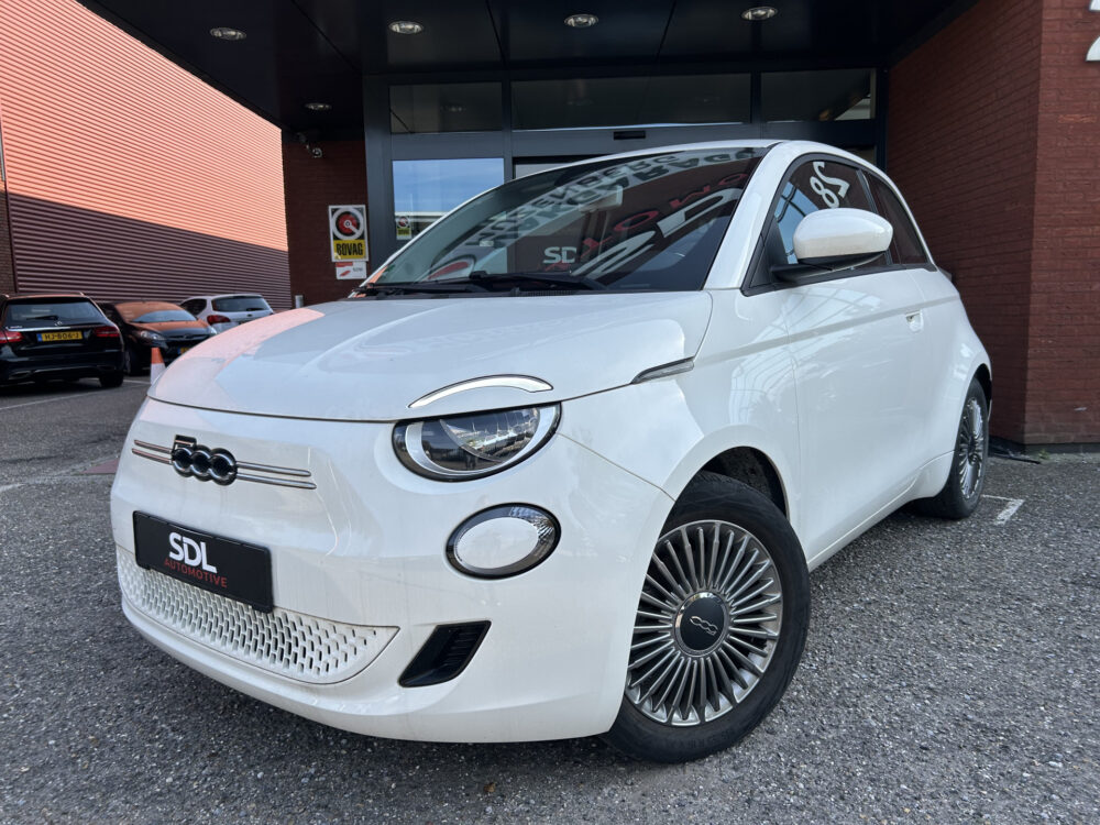 Fiat 500 Icon 42 kWh 118pk // APPLE CARPLAY / ANDROID AUTO // CLIMA // CRUISE-CONTROL // 16'' LMV 1