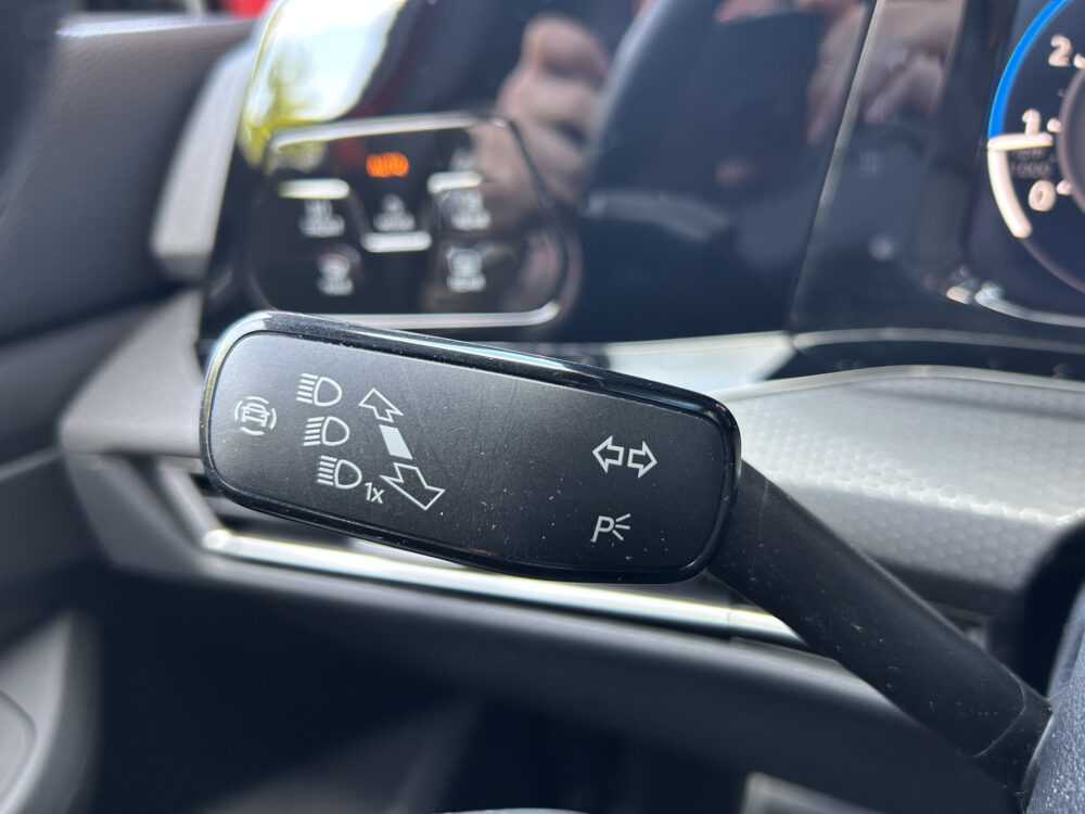 Volkswagen Golf 2.0 TSI GTI // FULL LED // SCHUIF/KANTELDAK // CAMERA // NAVI + CARPLAY // STOEL/STUURVERWARMING // ADAPTIVE CRUISE 11