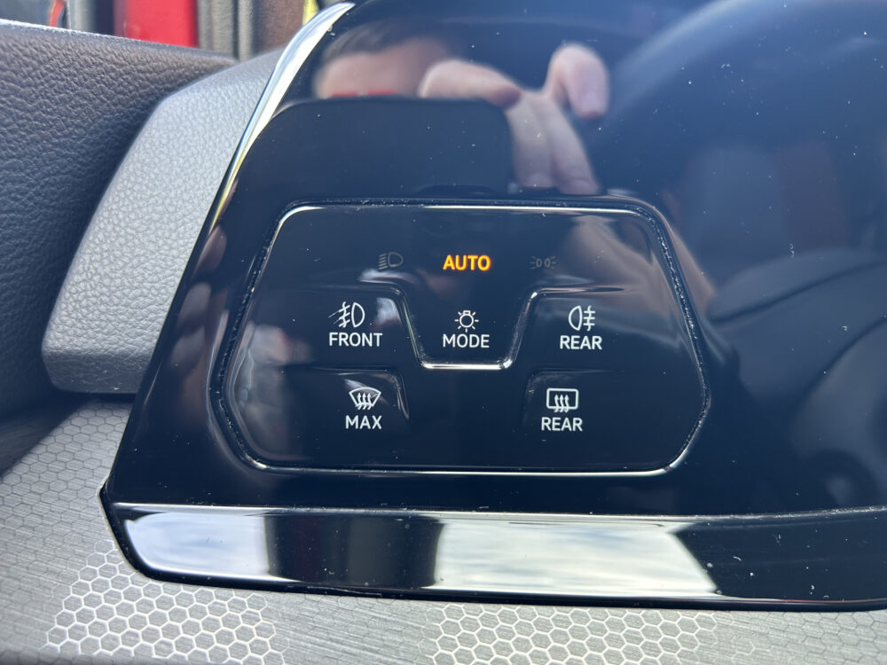 Volkswagen Golf 2.0 TSI GTI // FULL LED // SCHUIF/KANTELDAK // CAMERA // NAVI + CARPLAY // STOEL/STUURVERWARMING // ADAPTIVE CRUISE 28