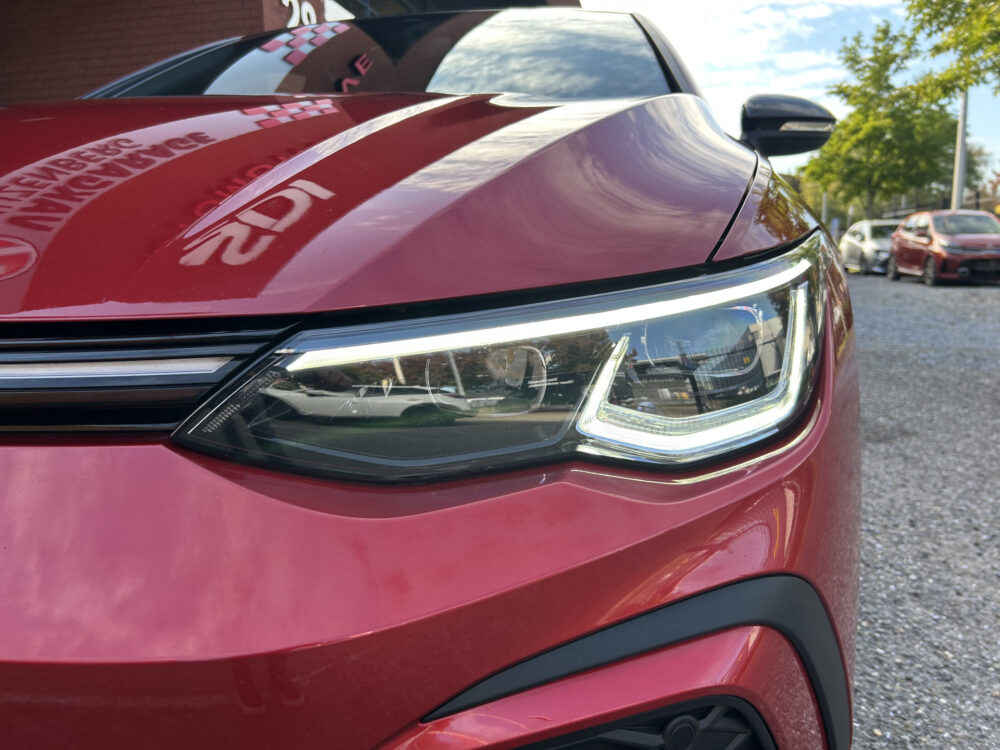 Volkswagen Golf 2.0 TSI GTI // FULL LED // SCHUIF/KANTELDAK // CAMERA // NAVI + CARPLAY // STOEL/STUURVERWARMING // ADAPTIVE CRUISE 29