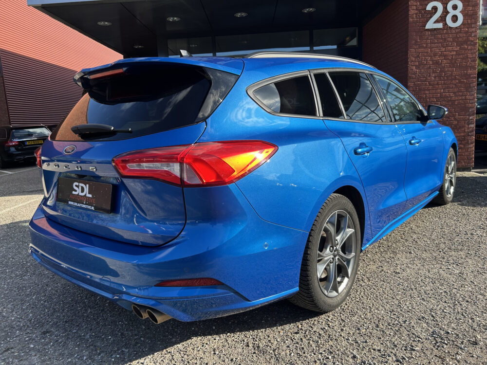 Ford FOCUS Wagon 1.5 EcoBoost ST Line Business 183PK!! // PANO/SCHUIFKANTELDAK // LED // NAVI + CARPLAY // WINTERPACK // KEYLESS // CLIMA // PDC  2
