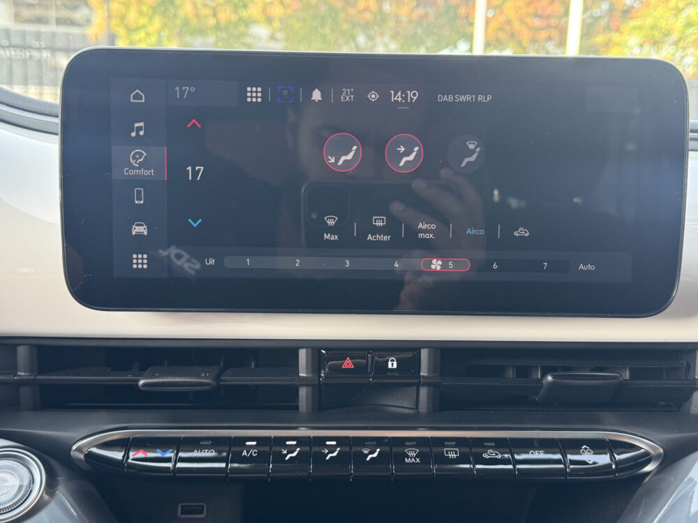 Fiat 500 Icon 42 kWh 118pk // APPLE CARPLAY / ANDROID AUTO // CLIMA // CRUISE-CONTROL // 16'' LICHT METALEN VELGEN // 15
