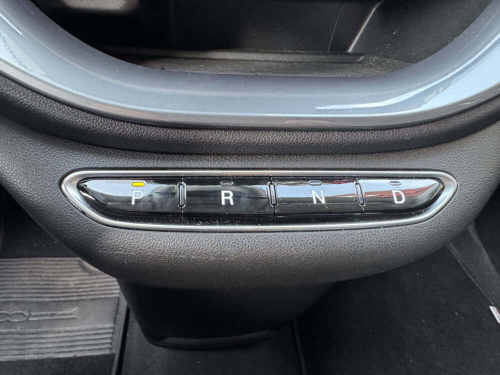 Fiat 500 Icon 42 kWh 118pk // APPLE CARPLAY / ANDROID AUTO // CLIMA // CRUISE-CONTROL // 16'' LICHT METALEN VELGEN // 19
