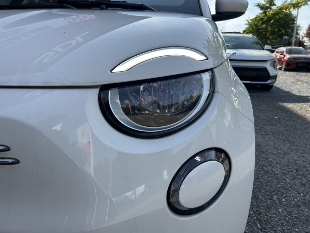 Fiat 500 Icon 42 kWh 118pk // APPLE CARPLAY / ANDROID AUTO // CLIMA // CRUISE-CONTROL // 16'' LMV 24