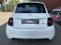 Fiat 500 Icon 42 kWh 118pk // APPLE CARPLAY / ANDROID AUTO // CLIMA // CRUISE-CONTROL // 16'' LMV 36