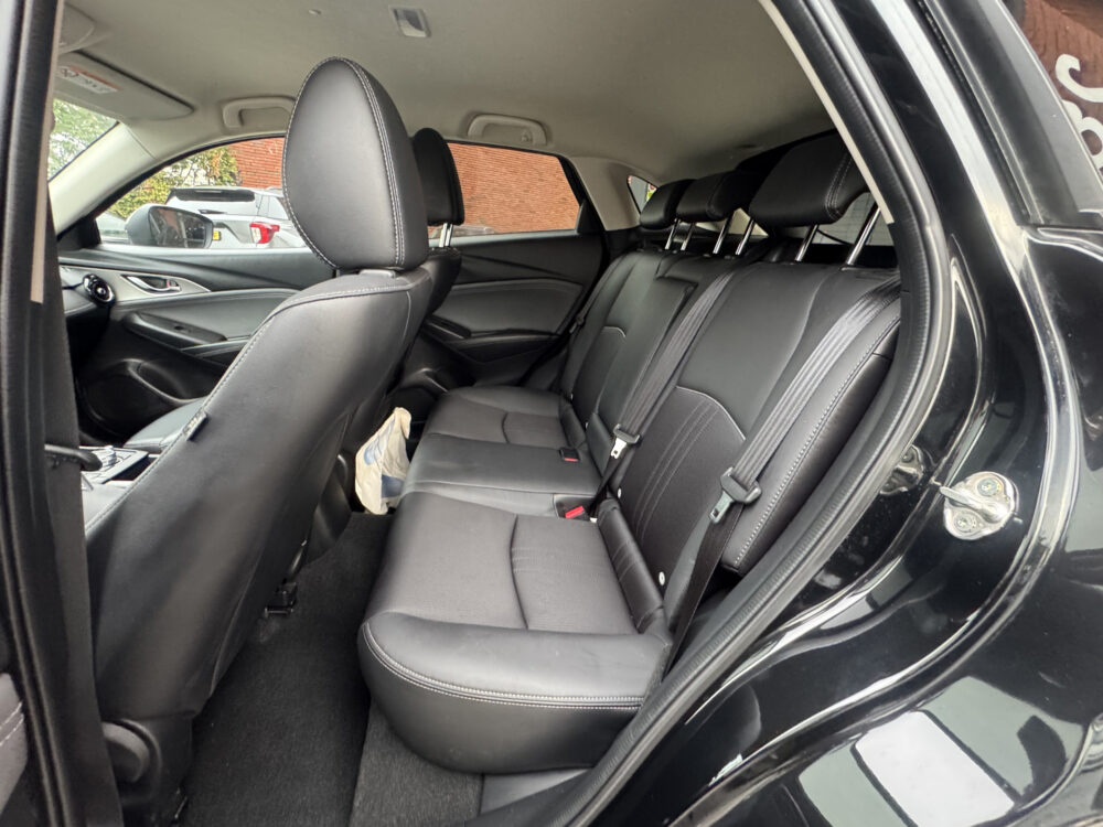 Mazda CX-3 2.0 SkyActiv-G 120 GT-M 40.000KM!!! // NAVI // CAMERA // CRUISE // APPLE CARPLAY-ANDROID AUTO // STOELVERWARMING // 12
