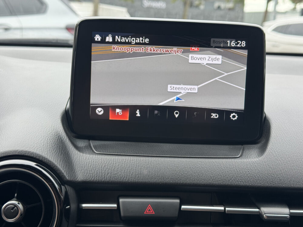 Mazda CX-3 2.0 SkyActiv-G 120 GT-M 40.000KM!!! // NAVI // CAMERA // CRUISE // APPLE CARPLAY-ANDROID AUTO // STOELVERWARMING // 16