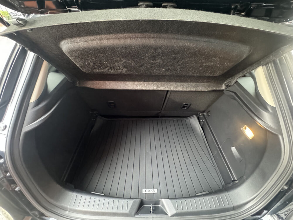 Mazda CX-3 2.0 SkyActiv-G 120 GT-M 40.000KM!!! // NAVI // CAMERA // CRUISE // APPLE CARPLAY-ANDROID AUTO // STOELVERWARMING // 30