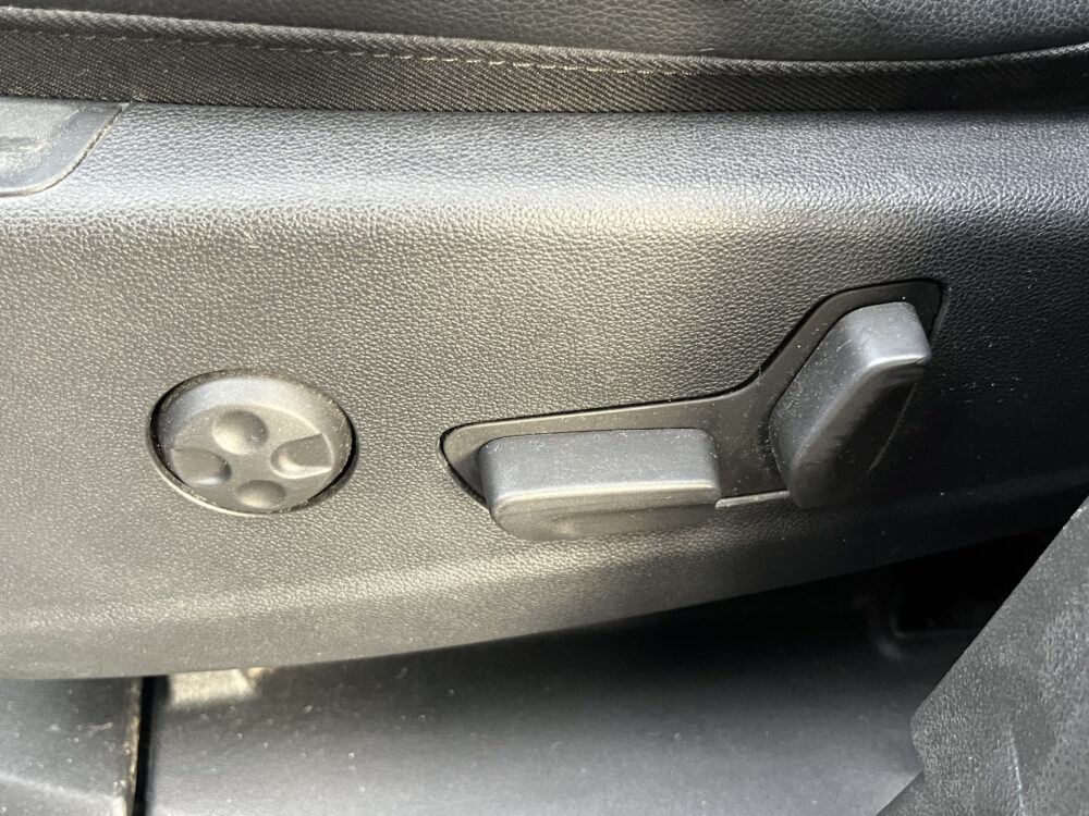 Opel Grandland X 1.6 Turbo Hybrid4 Ultimate 300PK! // MEMORY SEATS // NAVI // TREKHAAK // CAMERA // CRUISE // STOELVERWARMING + VERKOELING // 11