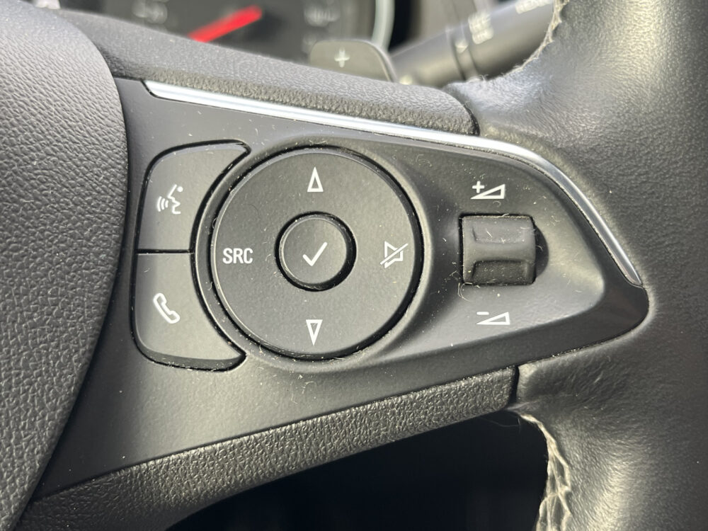 Opel Grandland X 1.6 Turbo Hybrid4 Ultimate 300PK! // MEMORY SEATS // NAVI // TREKHAAK // CAMERA // CRUISE // STOELVERWARMING + VERKOELING // 16
