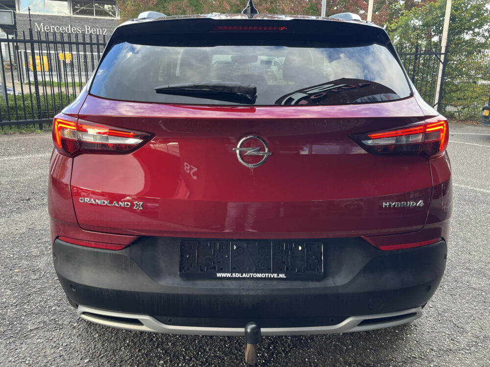 Opel Grandland X 1.6 Turbo Hybrid4 Ultimate 300PK! // MEMORY SEATS // NAVI // TREKHAAK // CAMERA // CRUISE // STOELVERWARMING + VERKOELING // 5