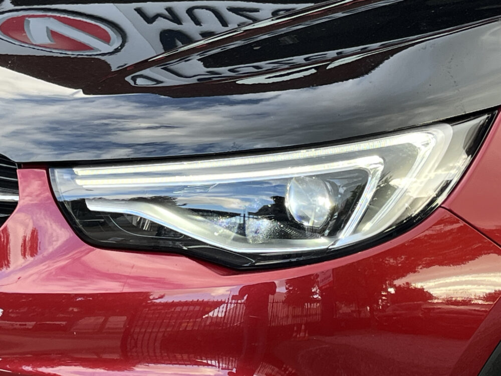 Opel Grandland X 1.6 Turbo Hybrid4 Ultimate 300PK! // MEMORY SEATS // NAVI // TREKHAAK // CAMERA // CRUISE // STOELVERWARMING + VERKOELING // 7