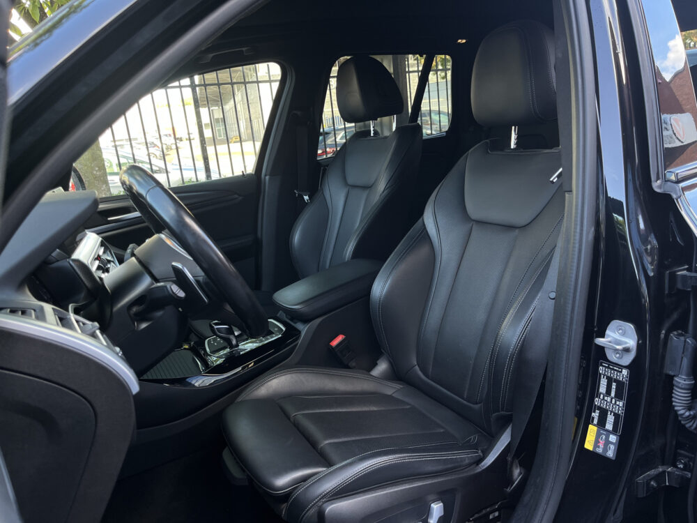 BMW X3 xDrive30e High Executive M-Sport Shadow Line // LEDER // ELEK.STOEL+GEHEUGEN // ELEK. KLEP // SCHUIF-KANTELDAK // 360 CAMERA+SEN 17