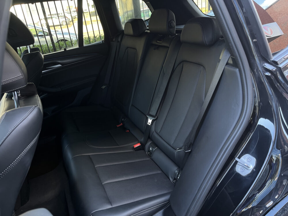 BMW X3 xDrive30e High Executive M-Sport Shadow Line // LEDER // ELEK.STOEL+GEHEUGEN // ELEK. KLEP // SCHUIF-KANTELDAK // 360 CAMERA+SEN 19