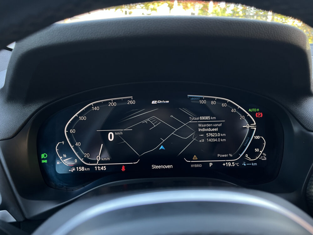 BMW X3 xDrive30e High Executive M-Sport Shadow Line // LEDER // ELEK.STOEL+GEHEUGEN // ELEK. KLEP // SCHUIF-KANTELDAK // 360 CAMERA+SEN 5