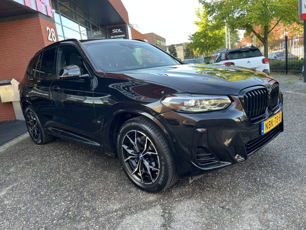 BMW X3 xDrive30e High Executive M-Sport Shadow Line // LEDER // ELEK.STOEL+GEHEUGEN // ELEK. KLEP // SCHUIF-KANTELDAK // 360 CAMERA+SEN 9