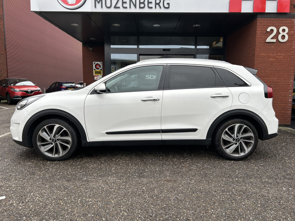 Kia Niro 1.6 GDi Hybrid ExecutiveLine // FULL LED // NAVI + CARPLAY // LEDER // JBL AUDIO // STUUR + STOELVERWARMING/VERKOELING // ADAPTI 2