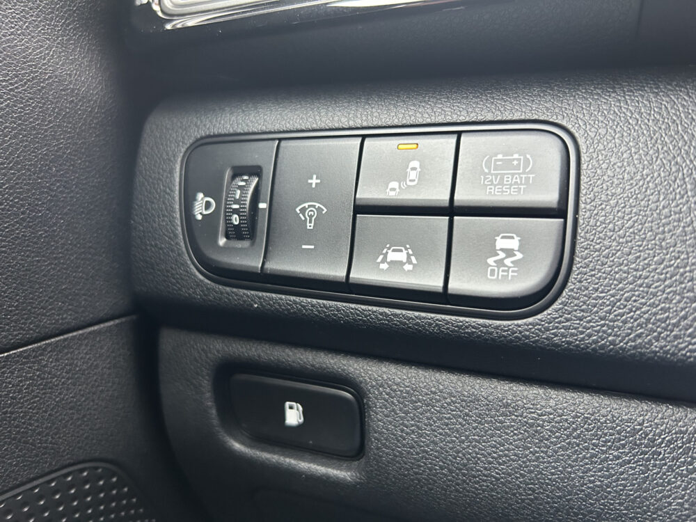 Kia Niro 1.6 GDi Hybrid ExecutiveLine // FULL LED // NAVI + CARPLAY // LEDER // JBL AUDIO // STUUR + STOELVERWARMING/VERKOELING // ADAPTI 22