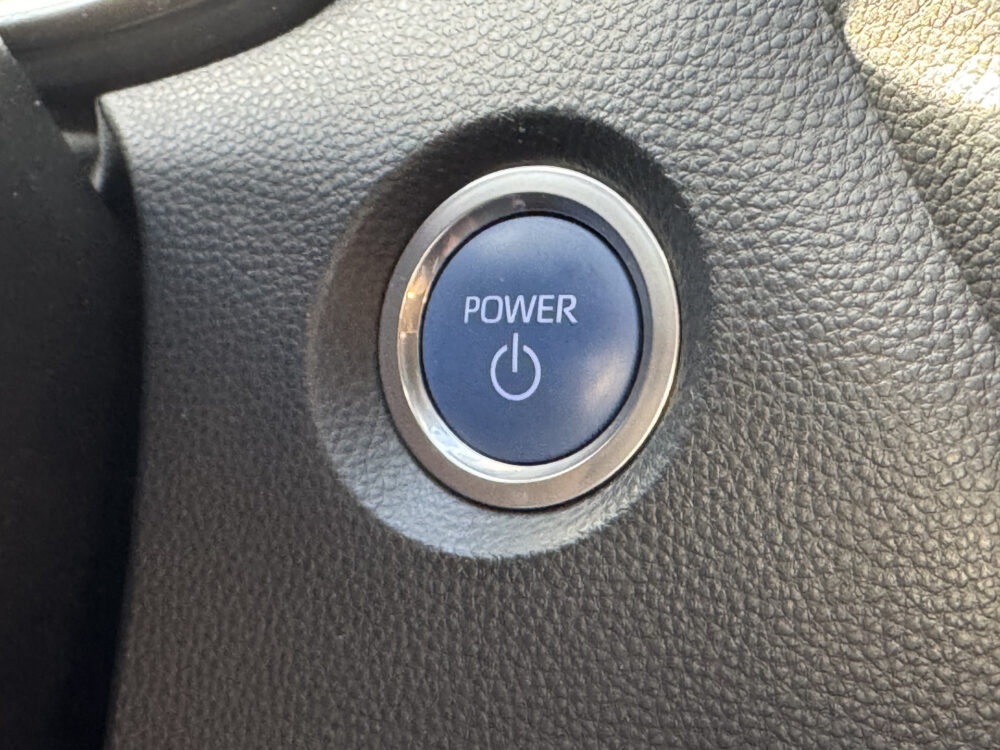 Toyota Corolla Touring Sports 1.8 Hybrid Dynamic // CAMERA // CLIMA // ADAPTIVE CRUISE // APPLE CARPLAY-ANDROID AUTO // 20