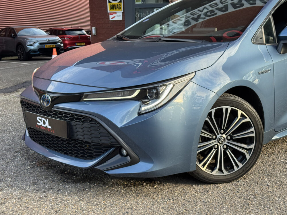 Toyota Corolla Touring Sports 1.8 Hybrid Dynamic // CAMERA // CLIMA // ADAPTIVE CRUISE // APPLE CARPLAY-ANDROID AUTO // 7