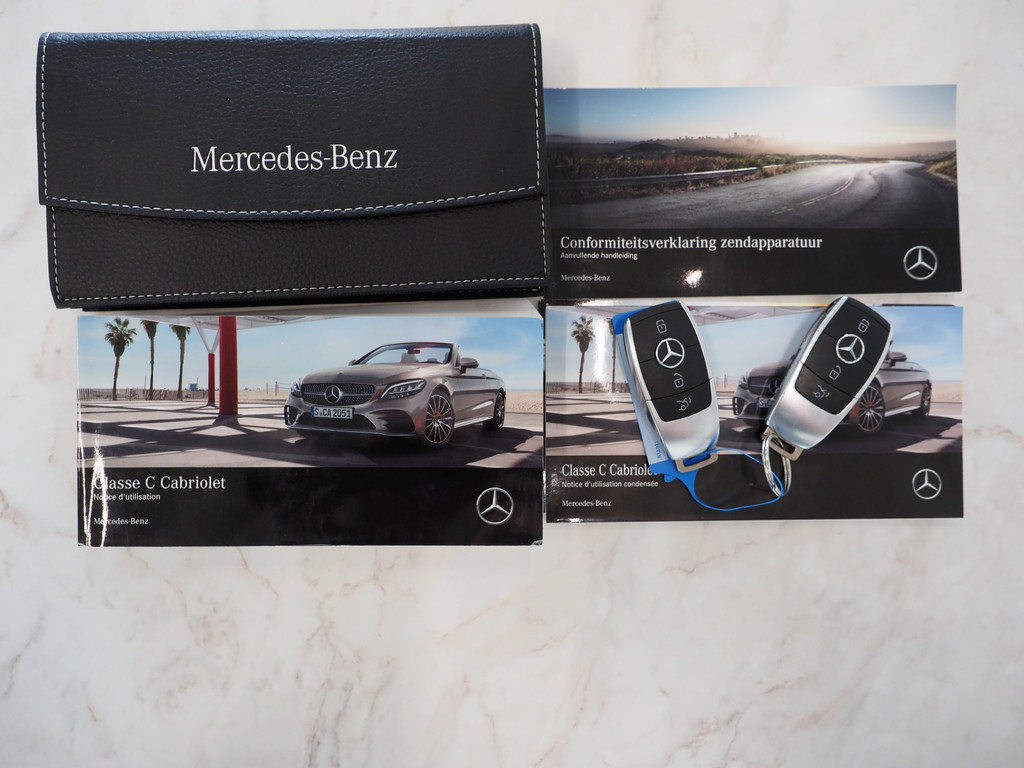 Mercedes-Benz C-Klasse Cabriolet 200 4MATIC AMG Designo 51