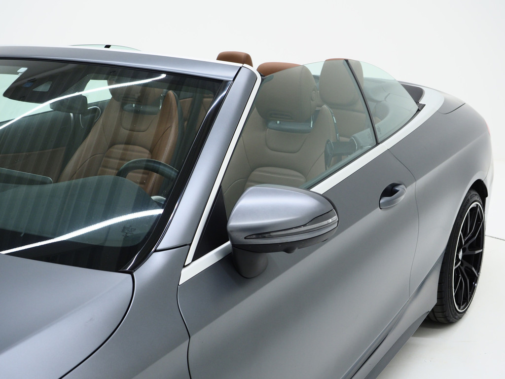 Mercedes-Benz C-Klasse Cabriolet 200 4MATIC AMG Designo 58