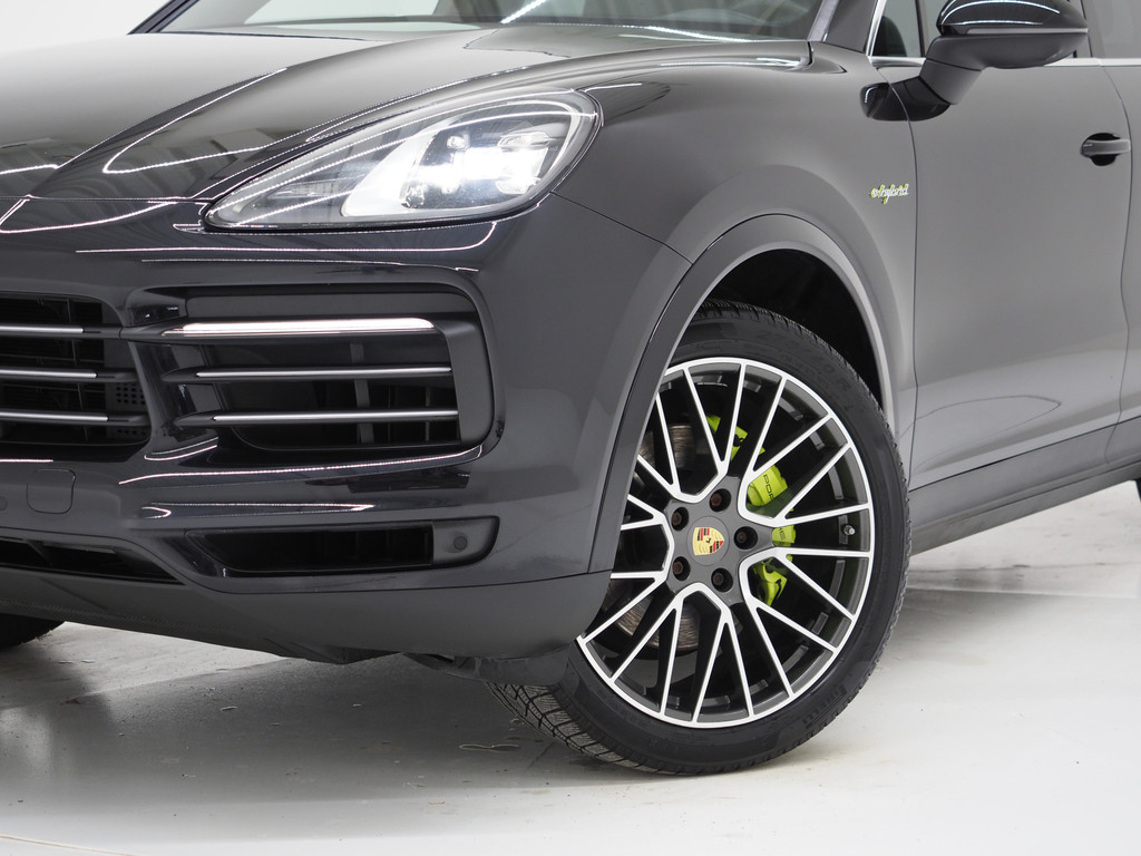 Porsche Cayenne 3.0 E-Hybrid 11