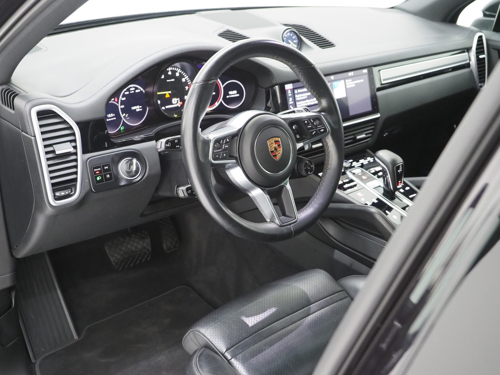 Porsche Cayenne 3.0 E-Hybrid 16