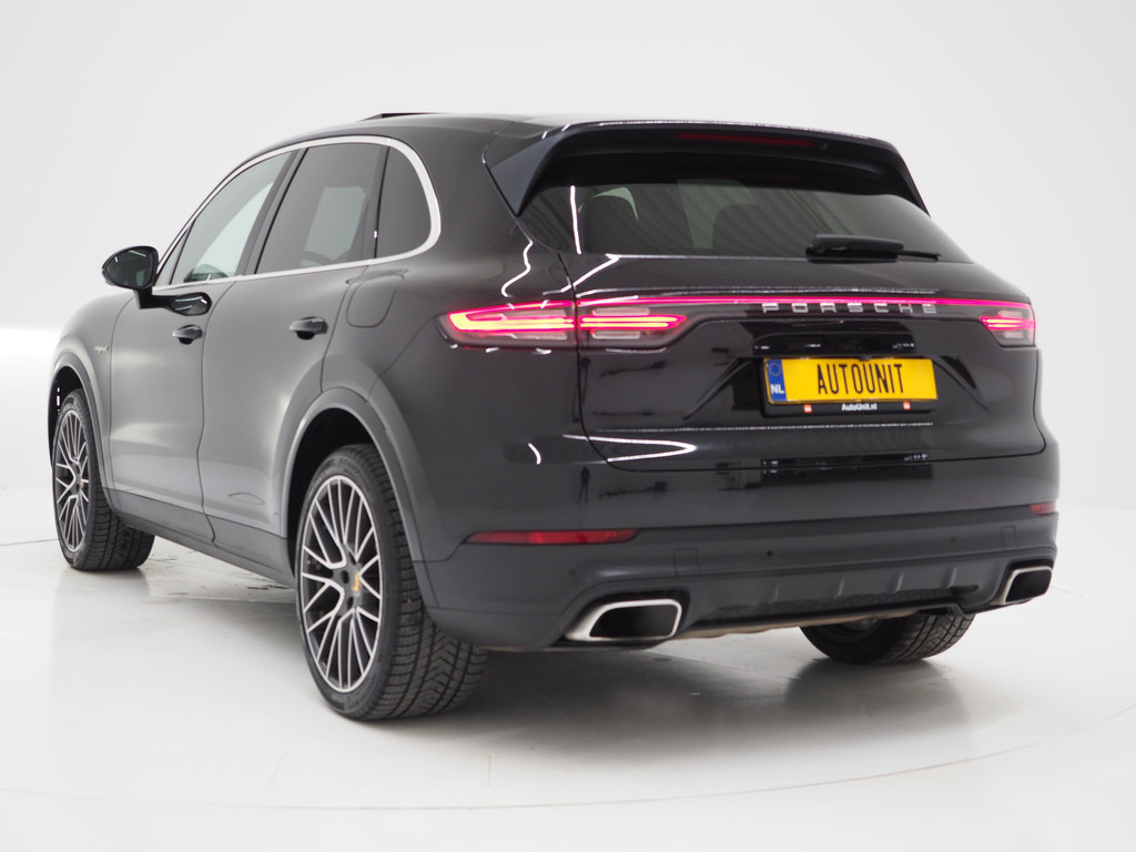 Porsche Cayenne 3.0 E-Hybrid 2