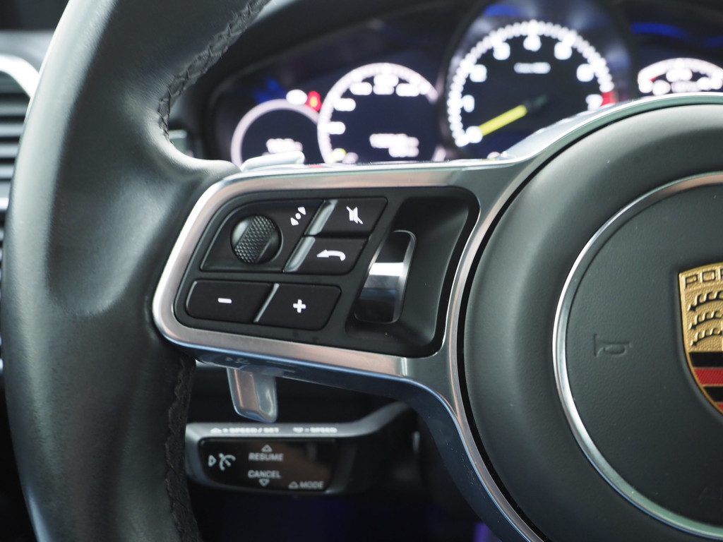 Porsche Cayenne 3.0 E-Hybrid 26