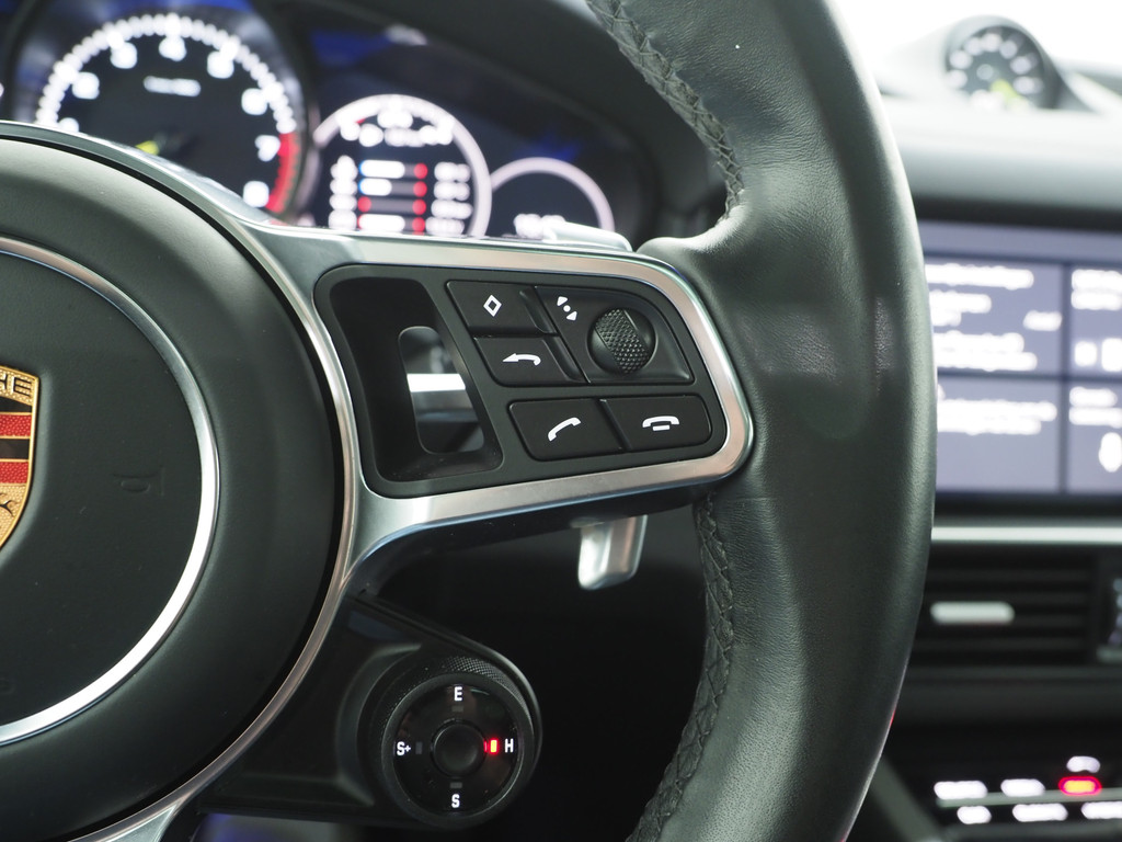 Porsche Cayenne 3.0 E-Hybrid 27