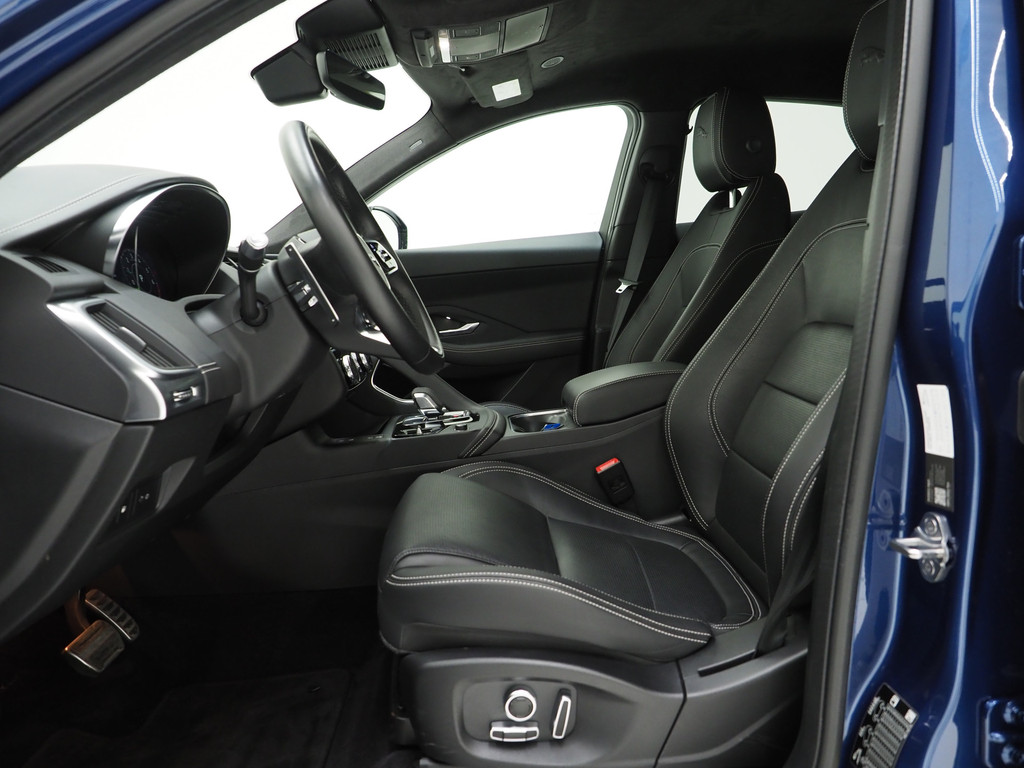 Jaguar E-Pace 1.5 P300e AWD R-Dynamic 61