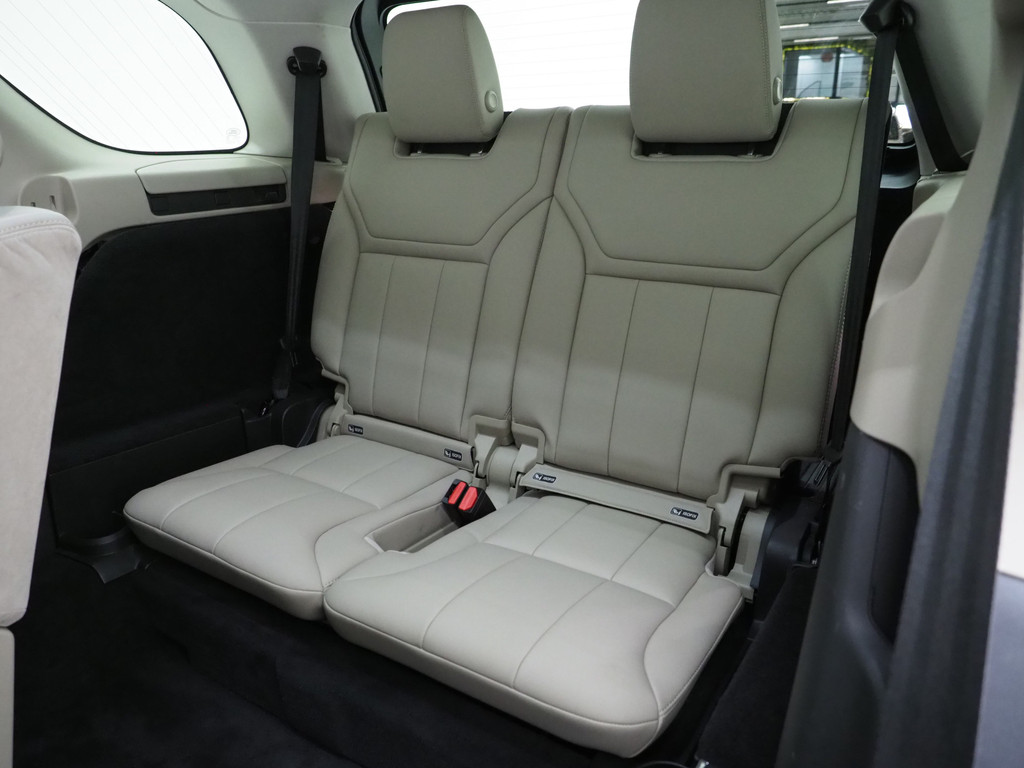 Land Rover Discovery 2.0 Sd4 HSE Luxury 7p *NEW ENGINE* 40