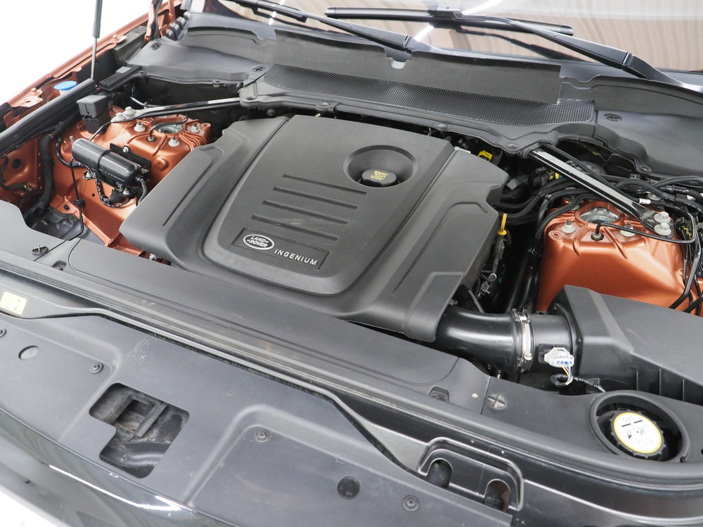 Land Rover Discovery 2.0 Sd4 HSE Luxury 7p *NEW ENGINE* 6