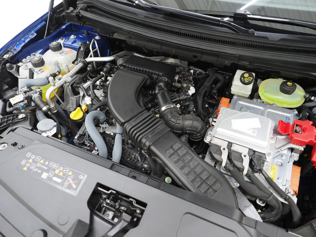 Renault Austral 1.2 E-Tech Hybrid 200 Techno 6