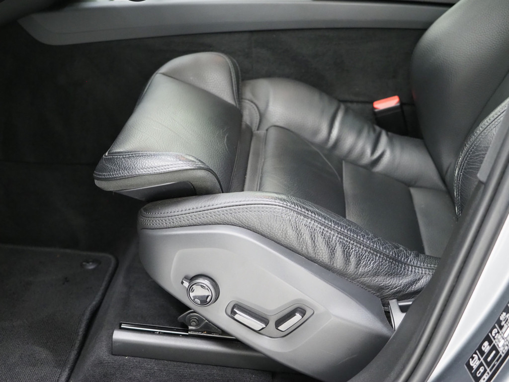 Volvo XC60 2.0 T8 Recharge AWD Inscription 15