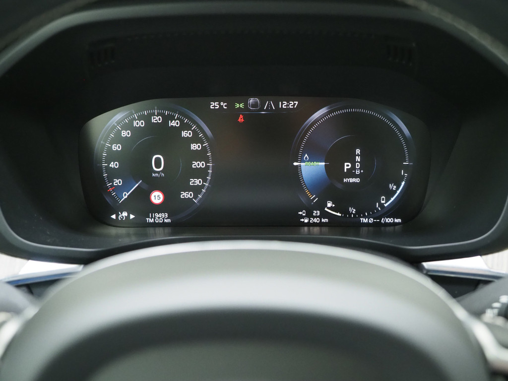 Volvo XC60 2.0 T8 Recharge AWD Inscription 18