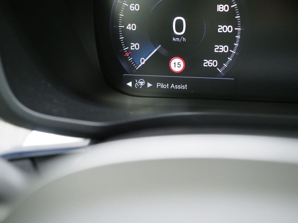 Volvo XC60 2.0 T8 Recharge AWD Inscription 19