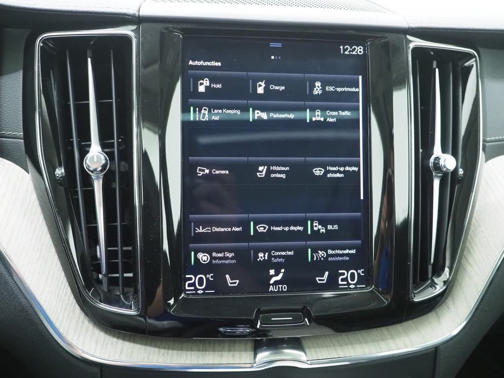 Volvo XC60 2.0 T8 Recharge AWD Inscription 29
