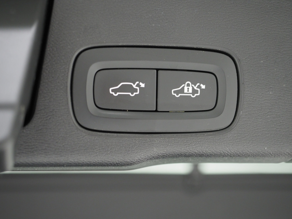 Volvo XC60 2.0 T8 Recharge AWD Inscription 39