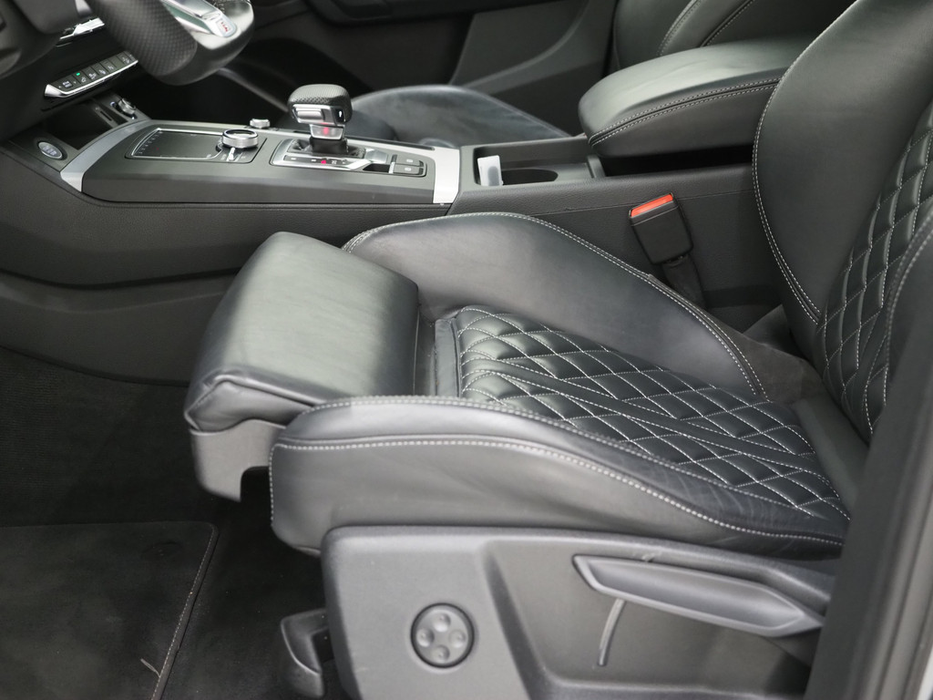 Audi Q5 55 TFSI e quattro Competition 15