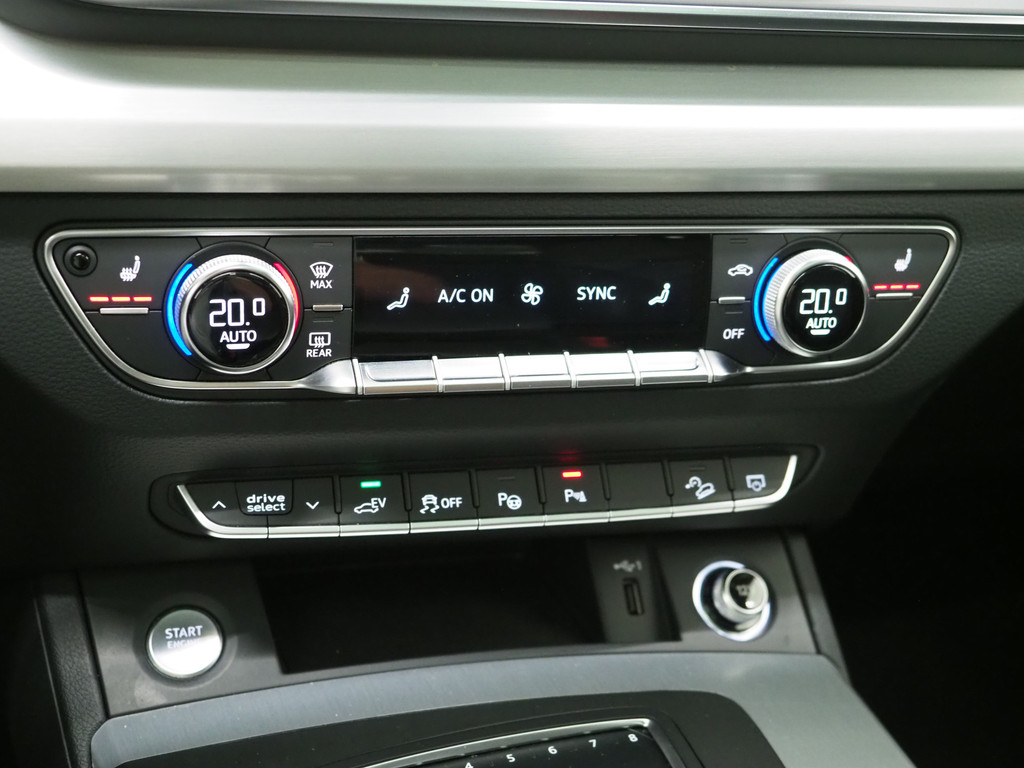 Audi Q5 55 TFSI e quattro Competition 28