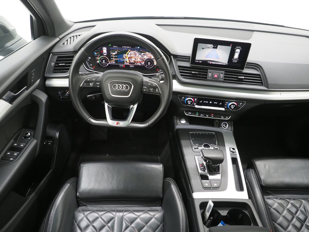 Audi Q5 55 TFSI e quattro Competition 32