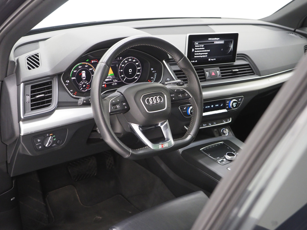 Audi Q5 55 TFSI e quattro Competition 48