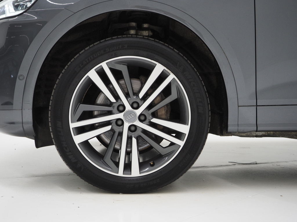 Audi Q5 55 TFSI e quattro Competition 5